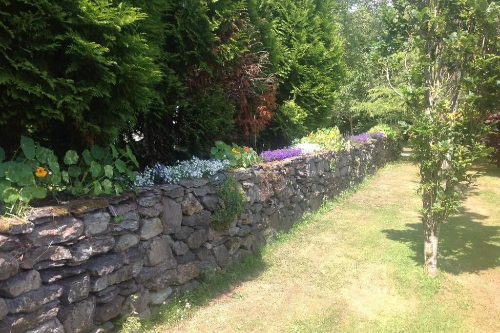 Heron Water Cottage Killarney Exterior photo